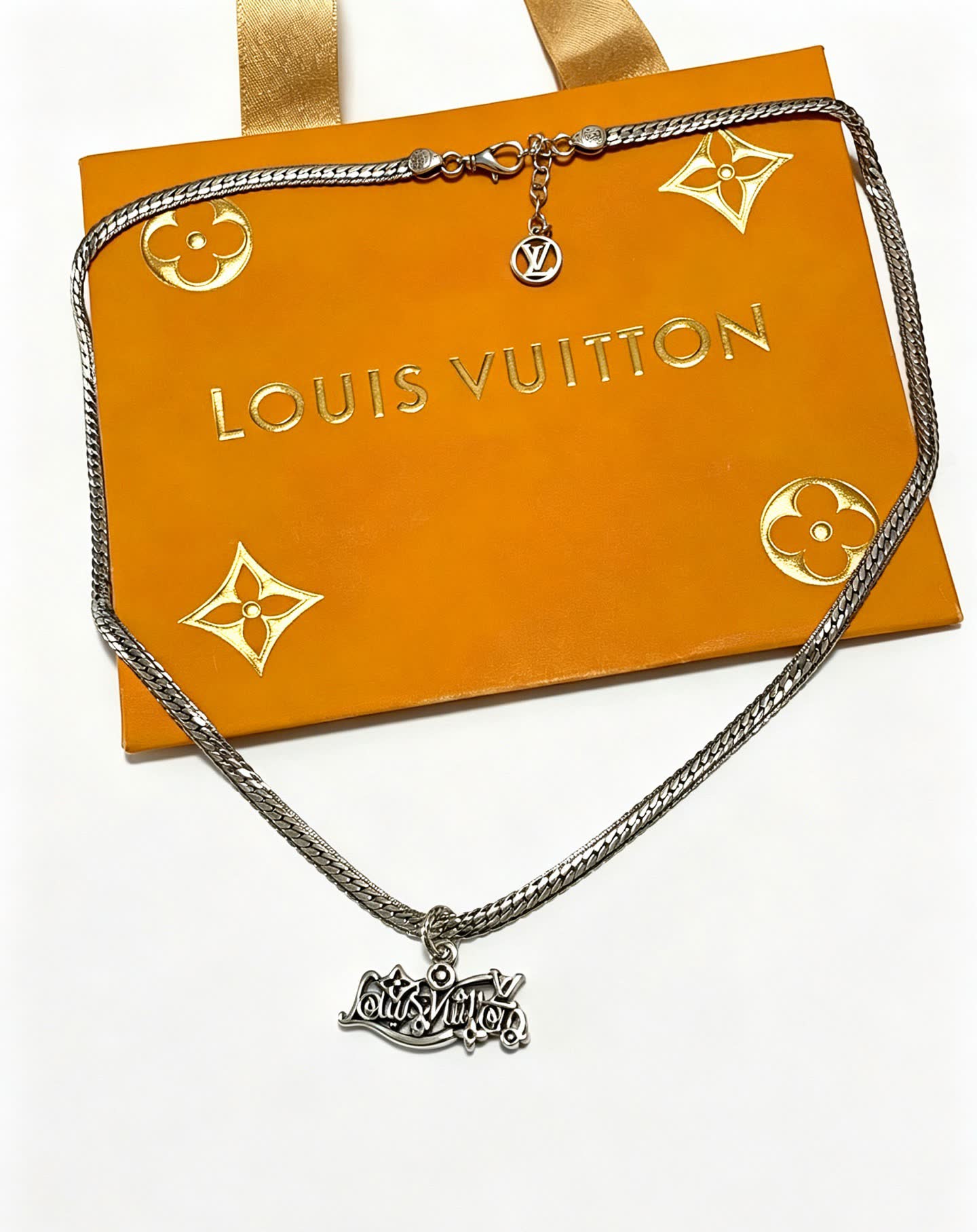 Louis Vuitton Silver Chain with Logo Pendant